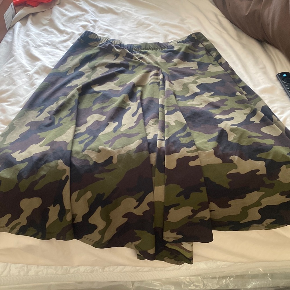 Skirt and hoodie jacket